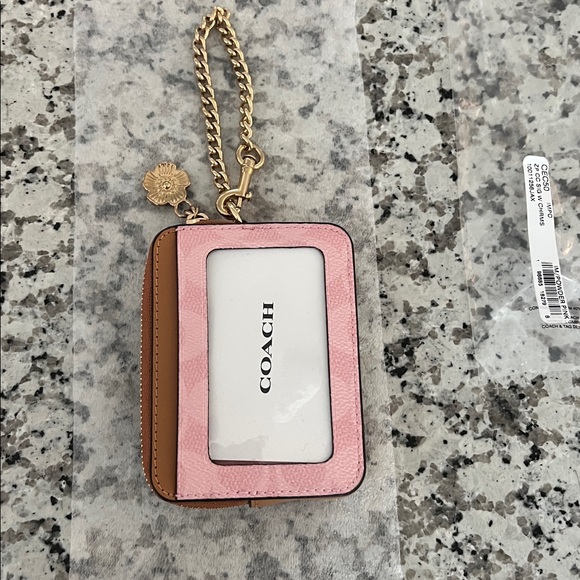Coach Zip Card Case In Signature Canvas With Charm -Powder Pink NWT - Picture 2 of 8